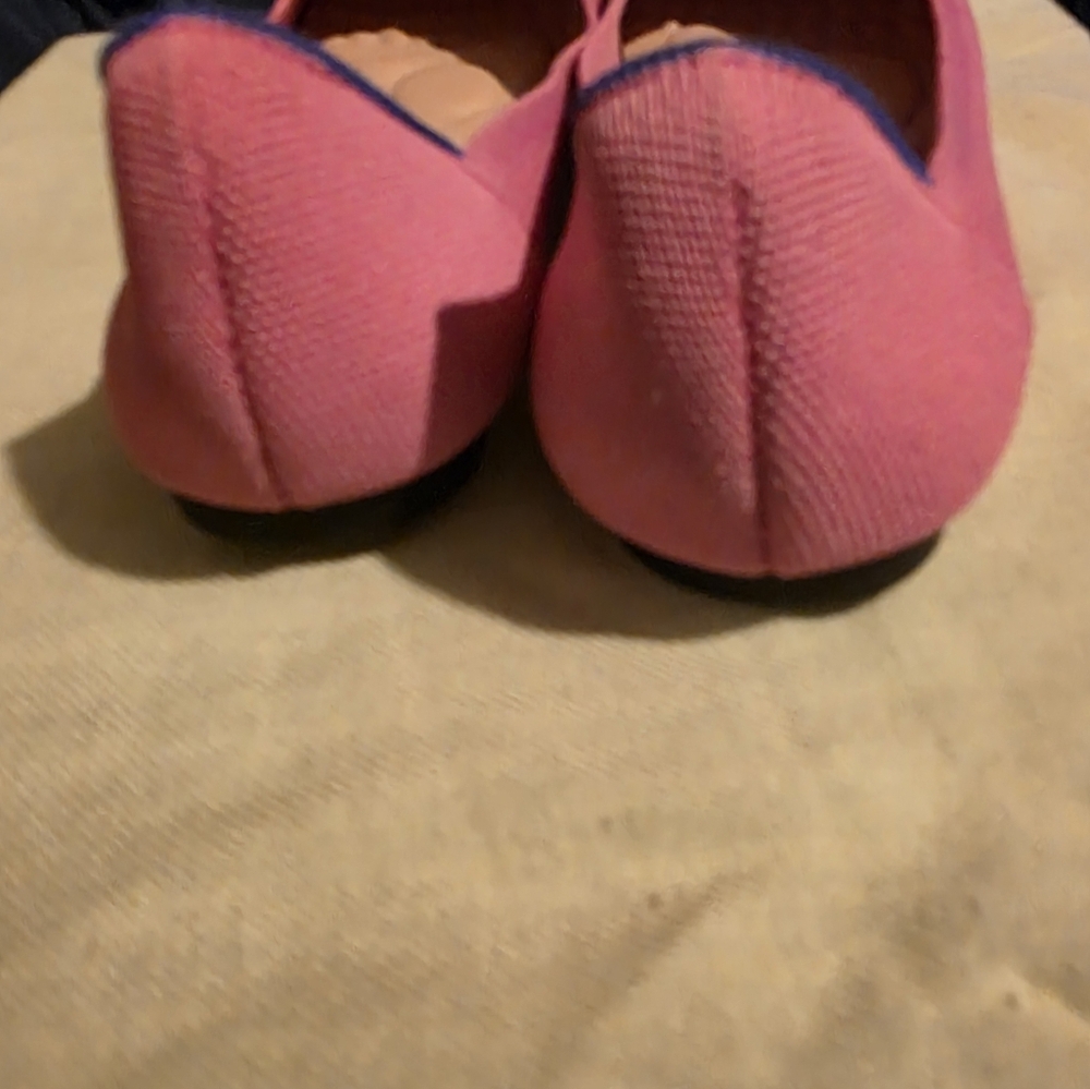 Elegant Pink Women's Flats - Picture 3 of 8